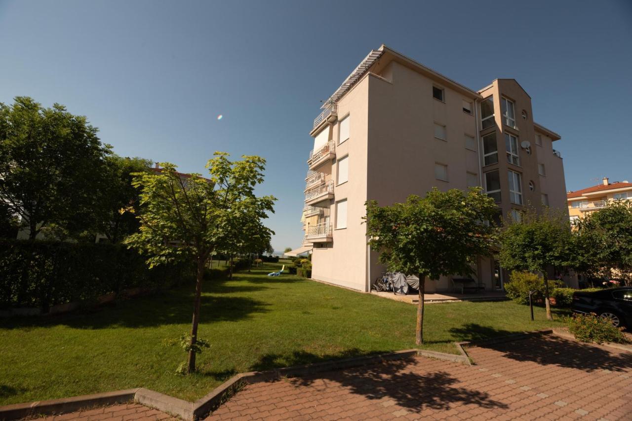 Lakeside Family Apartment Siófok Exterior foto